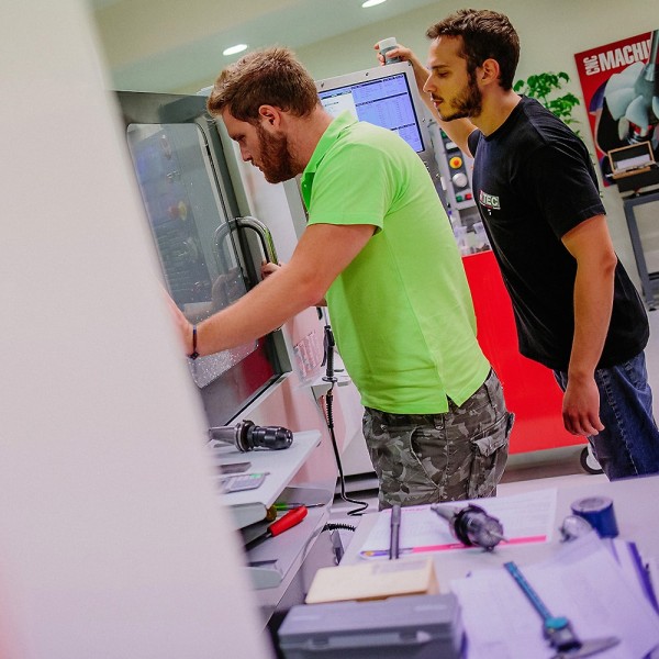 CNC Turning & Milling - Level 2